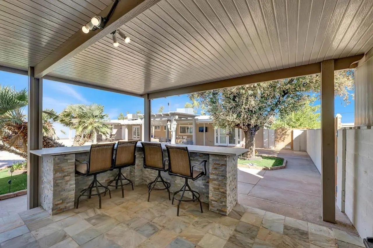 Vakantiehuis Spacious 4Br Plus Den With Pool, Jacuzzi, Bbq, Near Strip Las Vegas Verenigde Staten