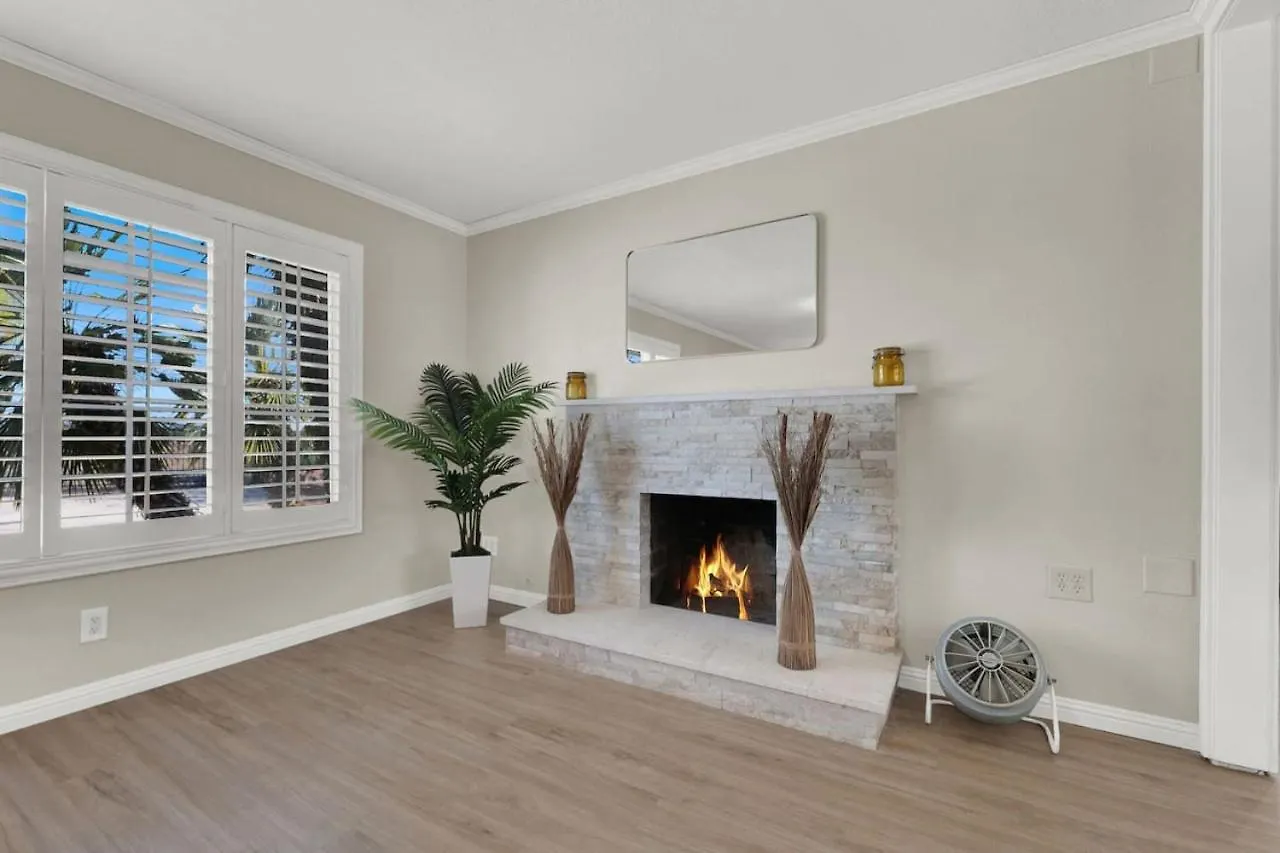 Spacious 4Br Plus Den With Pool, Jacuzzi, Bbq, Near Strip Las Vegas