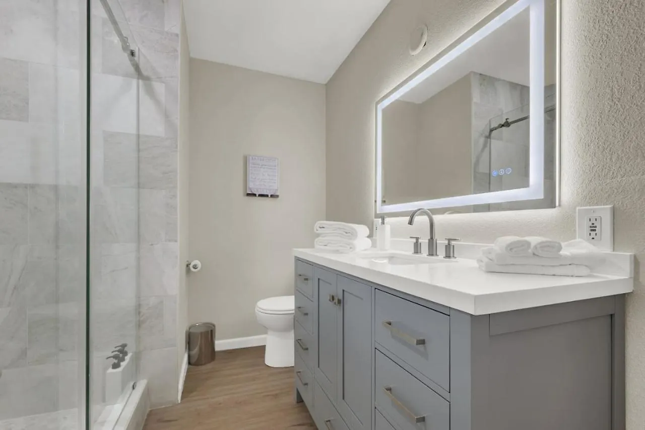 בית נופש לאס וגאס Spacious 4Br Plus Den With Pool, Jacuzzi, Bbq, Near Strip